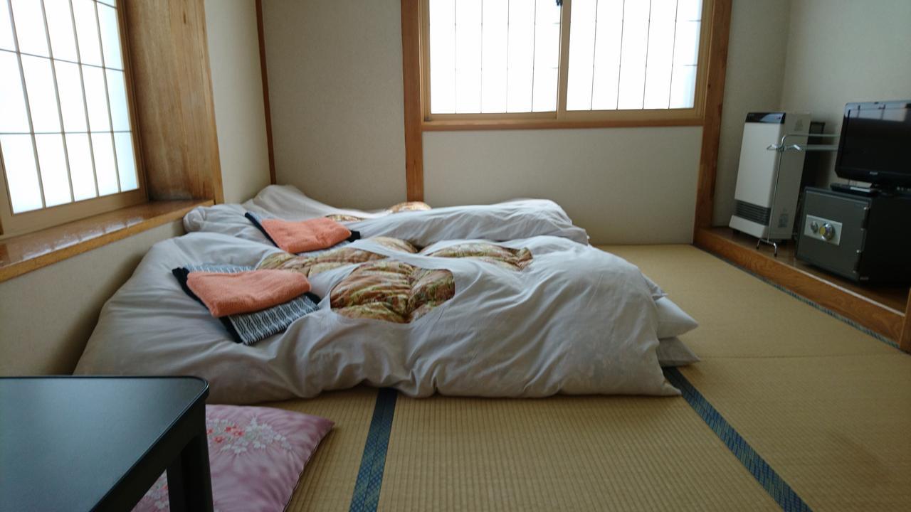 Apple Inn Takasaka Nozawaonsen Buitenkant foto