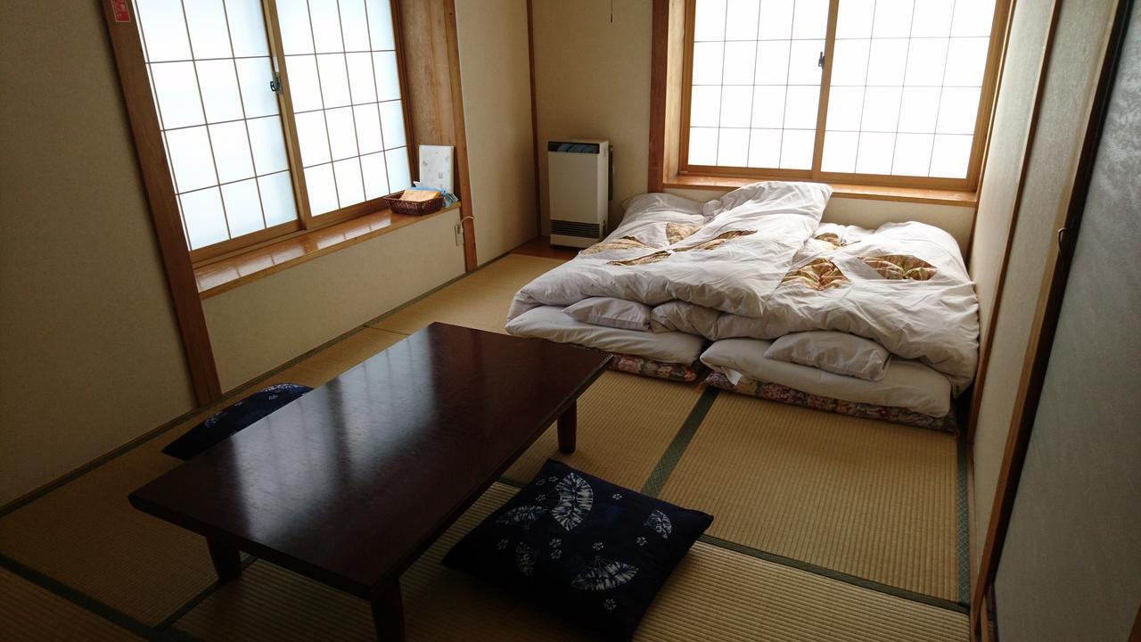 Apple Inn Takasaka Nozawaonsen Buitenkant foto